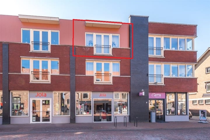 Photo 21 of De Henschoterhof 19