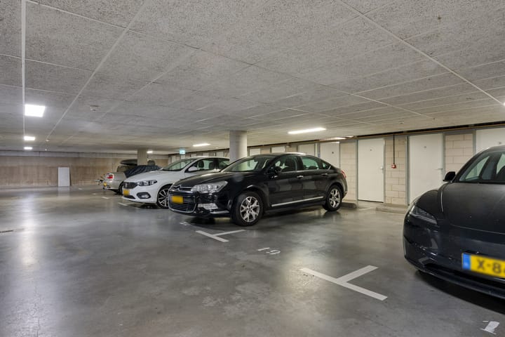 Photo 25 of De Henschoterhof 19