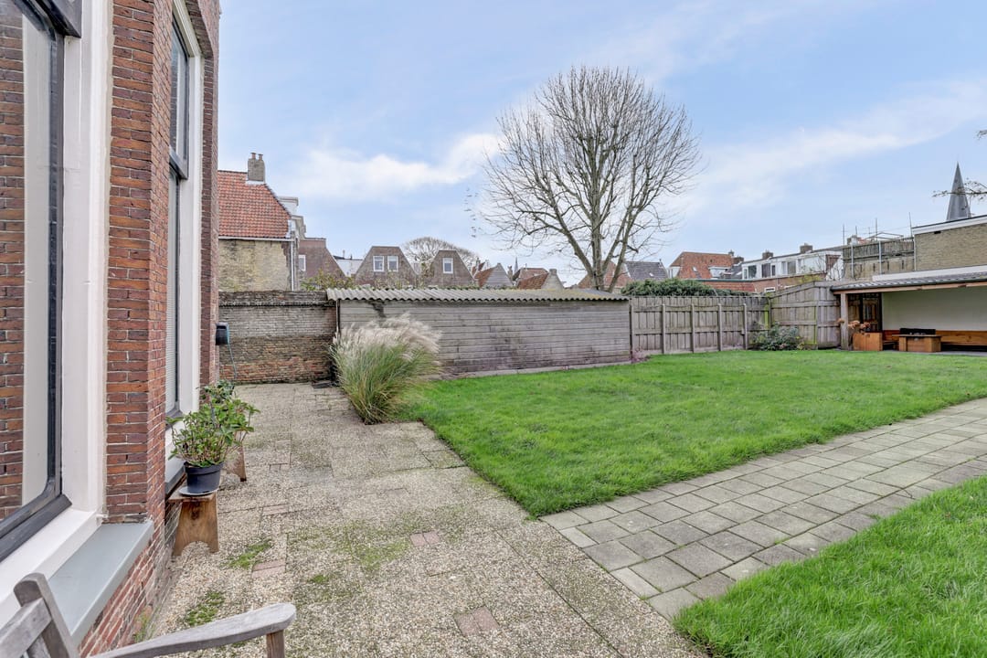Photo 31 of Voorstraat 20-B