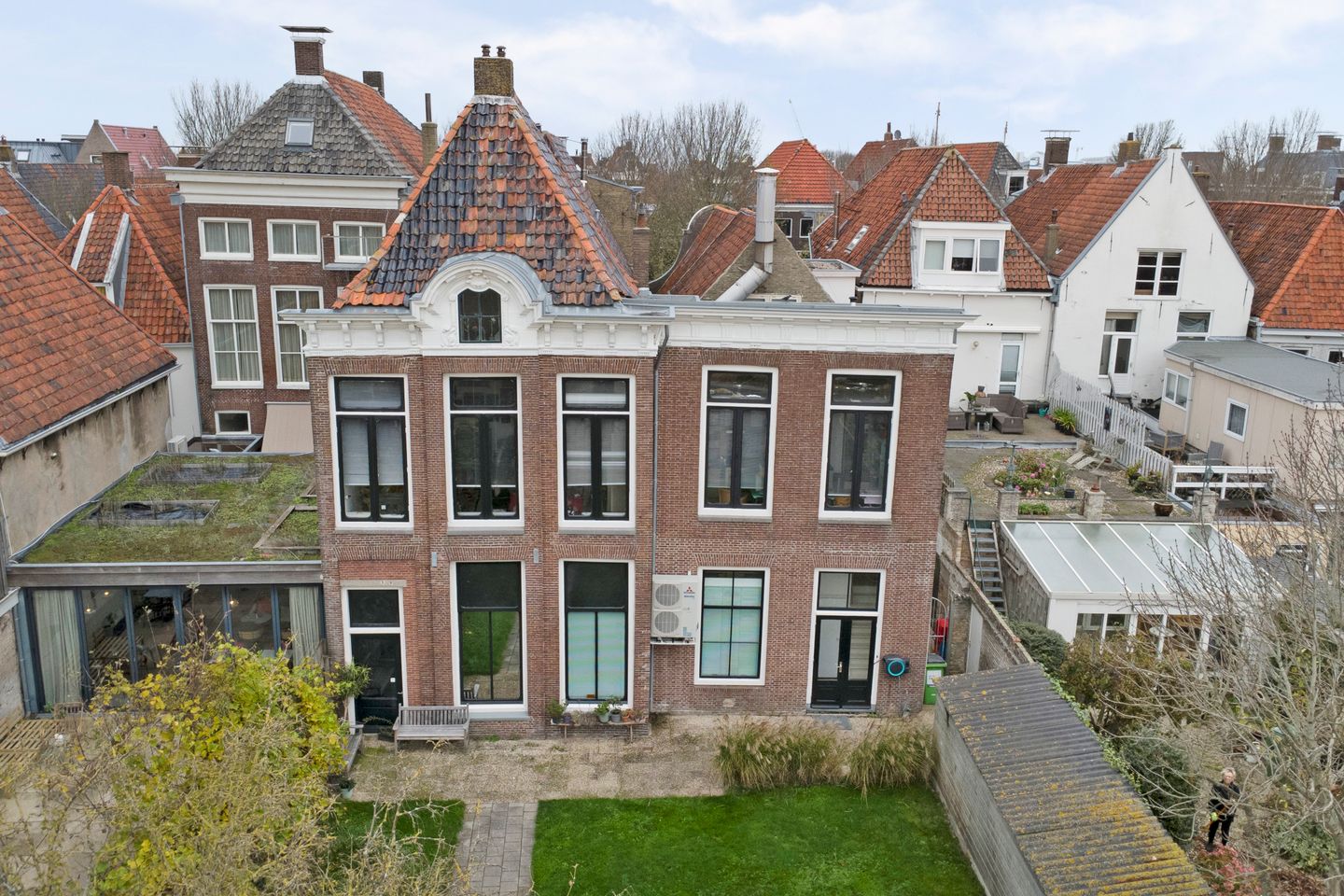 Photo 35 of Voorstraat 20-B