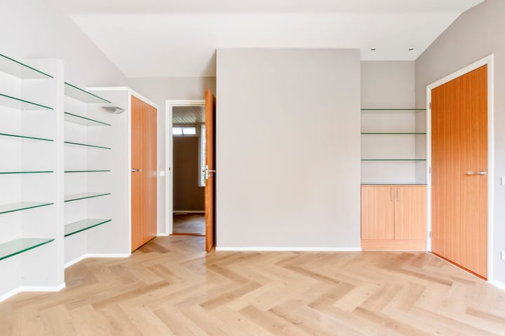 Foto 27 van Herman Heijermansweg 10