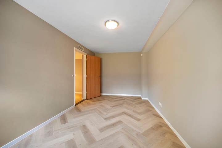 Foto 39 van Herman Heijermansweg 10