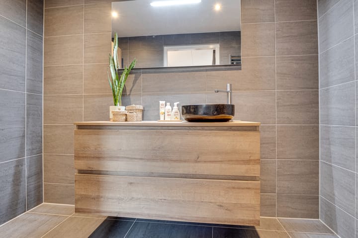 Photo 22 of Schuitemaker 7