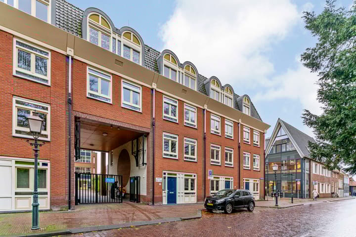 Pakhuisstraat 18