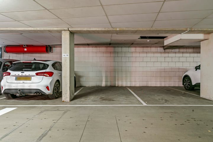 Photo 31 of Pakhuisstraat 18