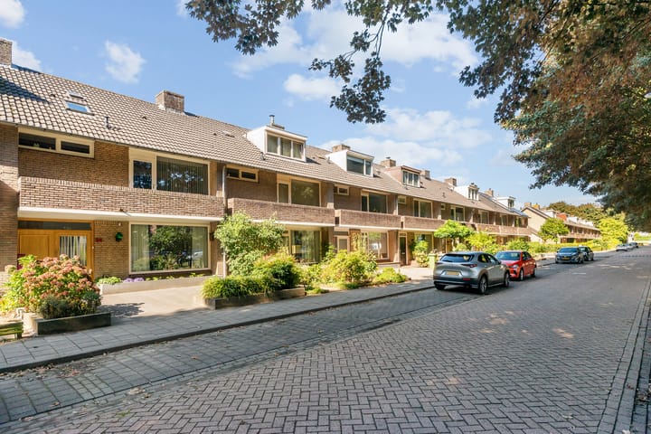 Photo 6 of Van de Hulstlaan 34