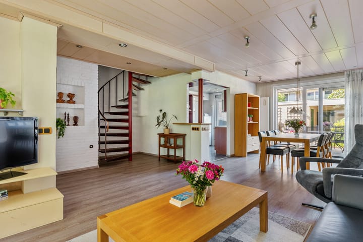 Photo 14 of Van de Hulstlaan 34