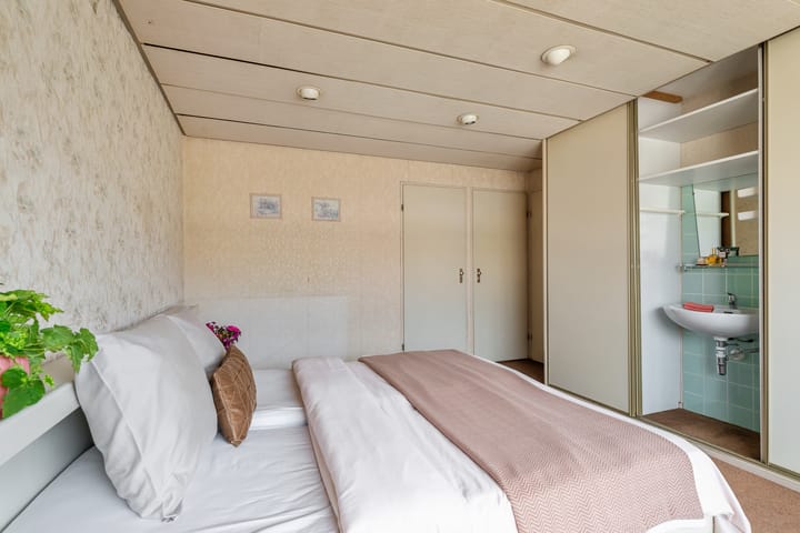 Photo 30 of Van de Hulstlaan 34