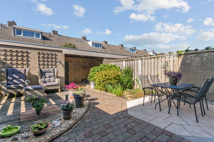 Photo 44 of Van de Hulstlaan 34