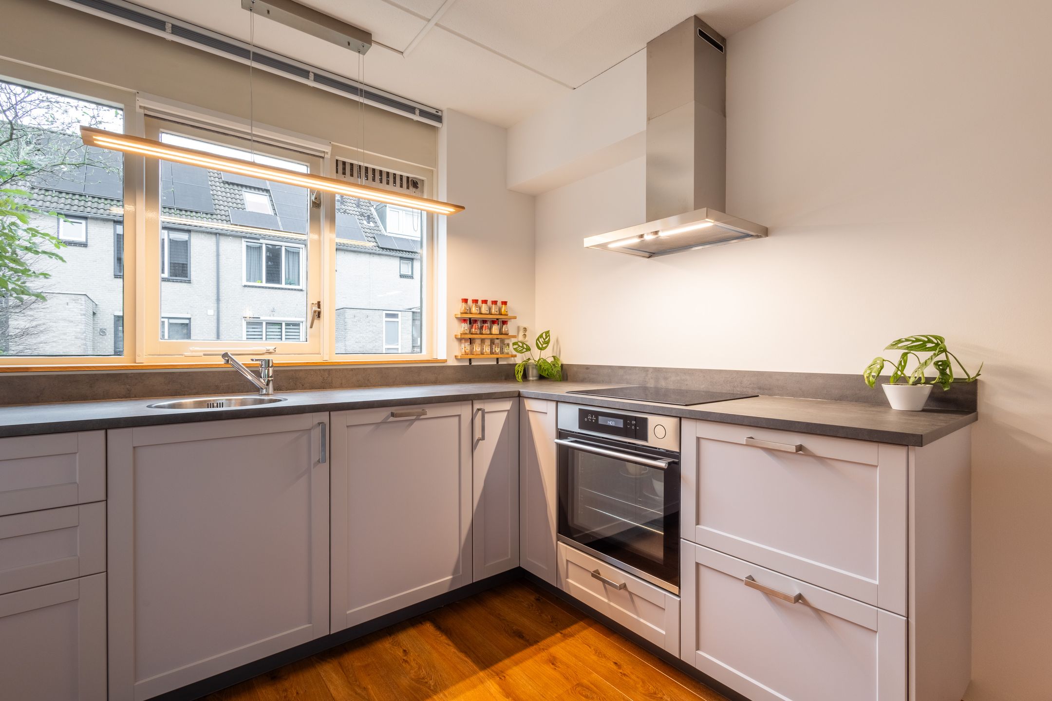 Foto 3 van Wagenmaker 5