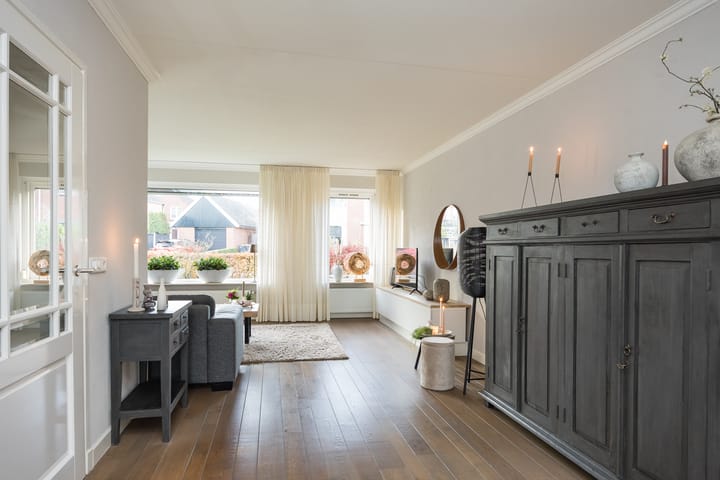 Photo 5 of van Loostraat 6