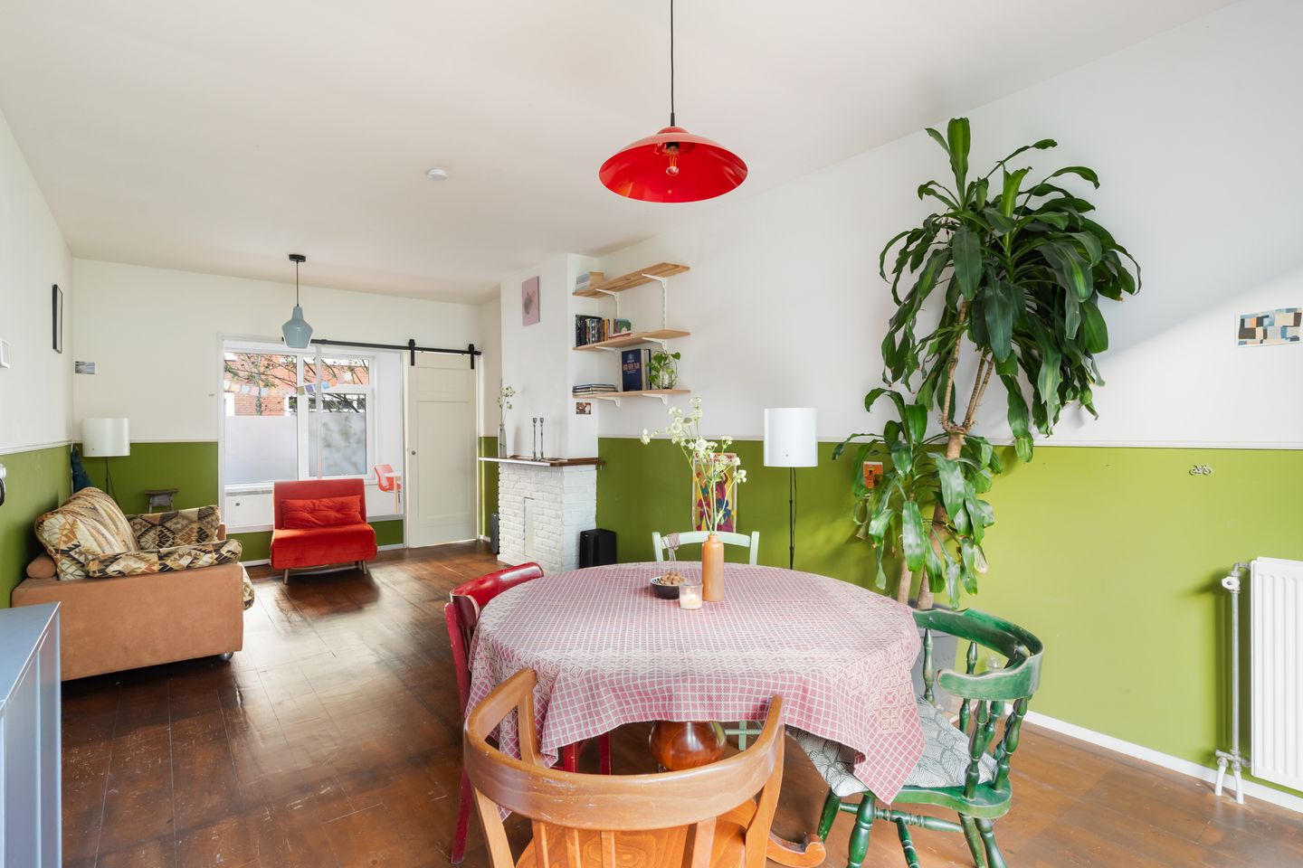 Photo 10 of Nieuwenhoornstraat 106-A