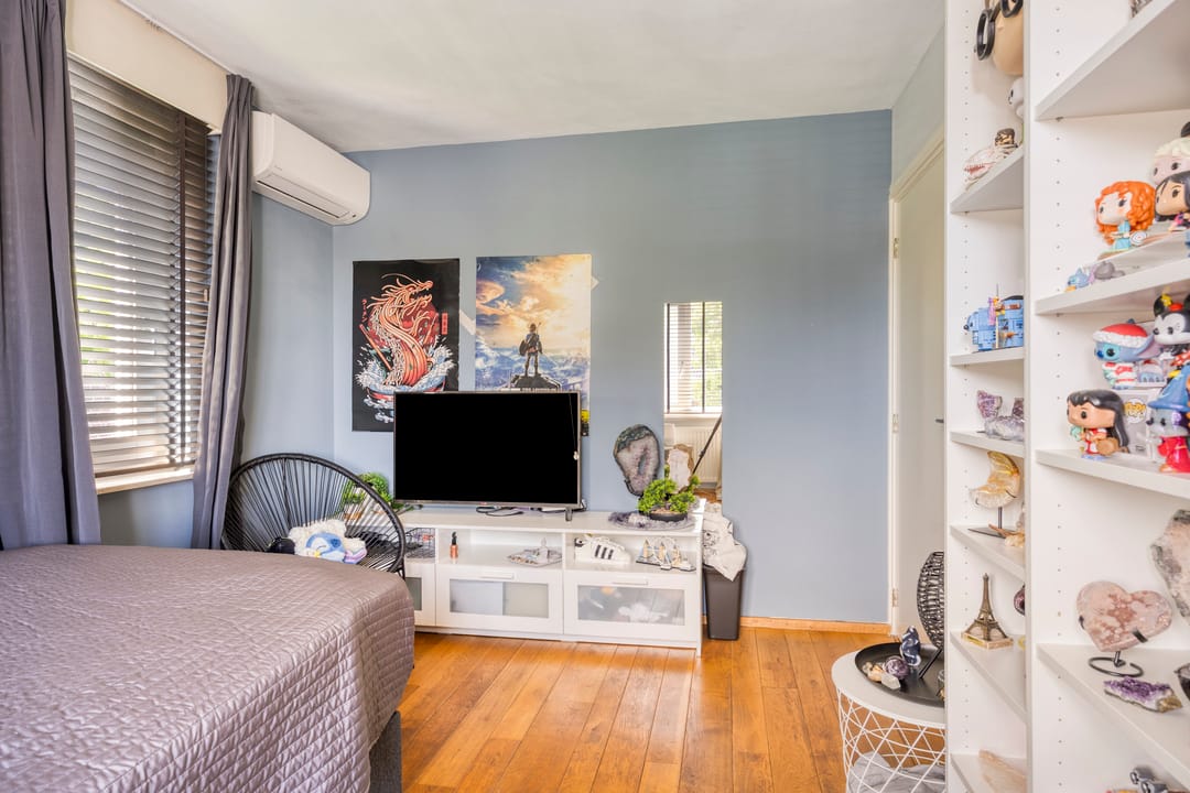 Photo 26 of Riddershove 24