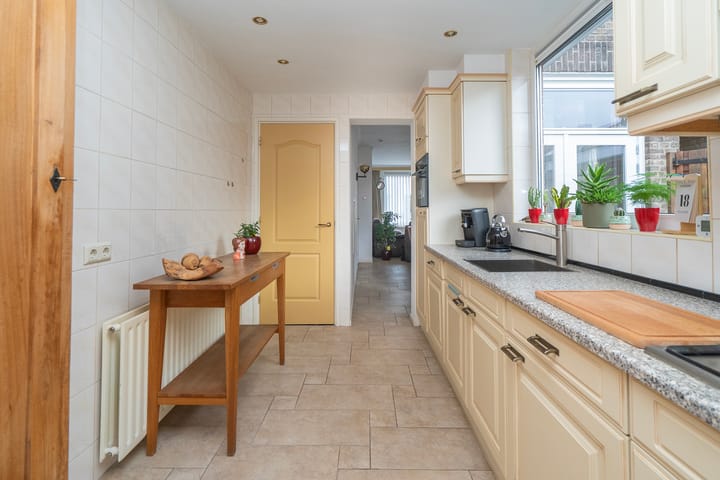 Photo 3 of Leo XIII-straat 12