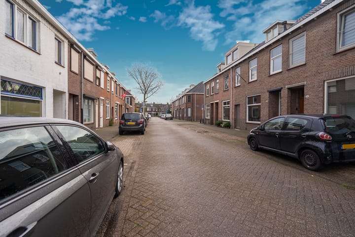 Photo 7 of Leo XIII-straat 12