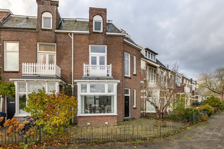 Photo 7 of Emmakade 142