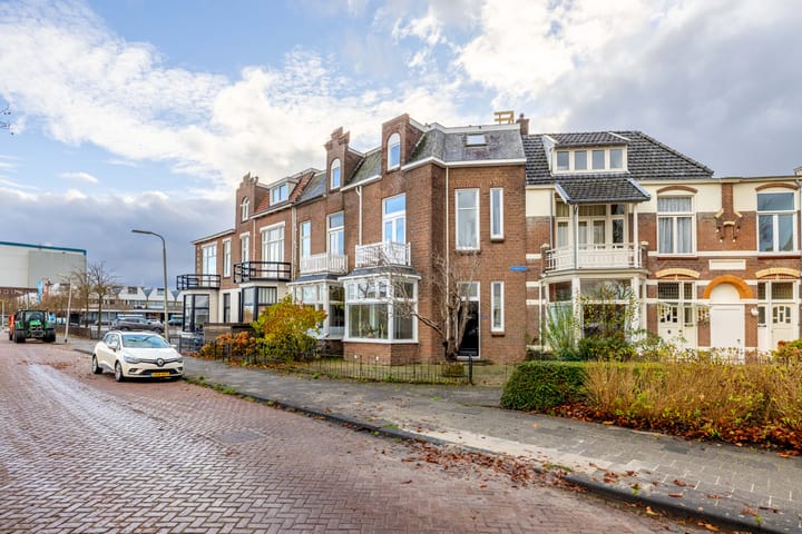 Photo 9 of Emmakade 142