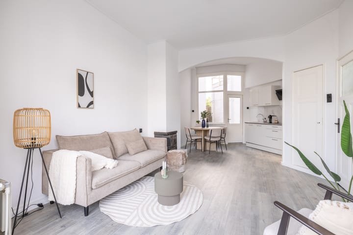 Photo 17 of Emmakade 142