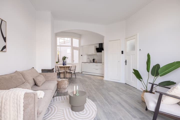 Photo 18 of Emmakade 142