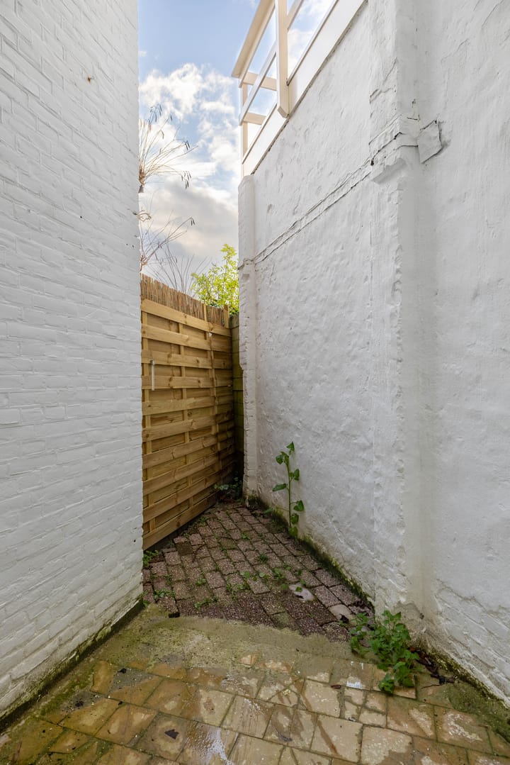 Photo 21 of Emmakade 142