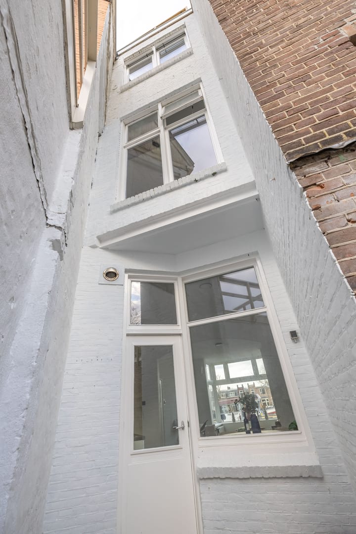 Photo 22 of Emmakade 142