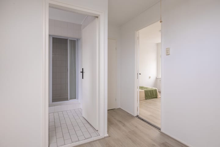 Photo 35 of Emmakade 142