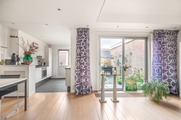 Foto 14 van Lamoraalweg 20