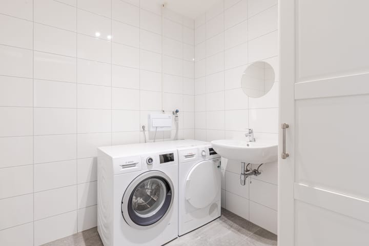 Photo 44 of Waterfront 311