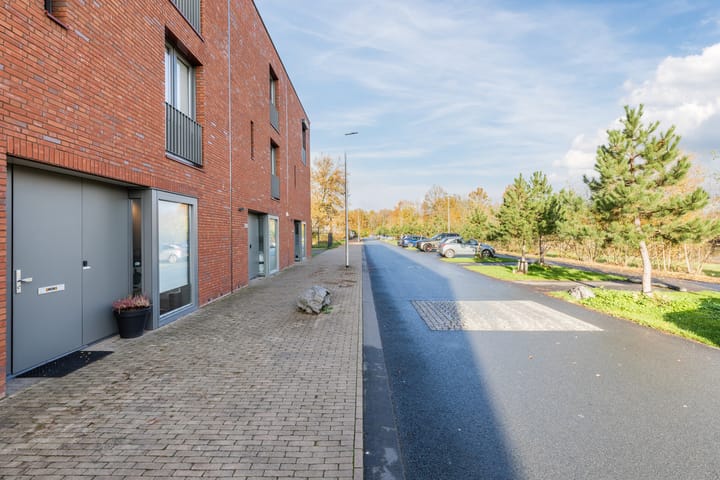 Photo 52 of Waterfront 311