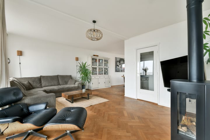 Foto 11 van de Favaugeplein 47