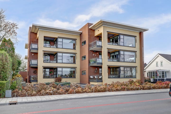 Photo 4 of Bodegraafsestraatweg 145-A