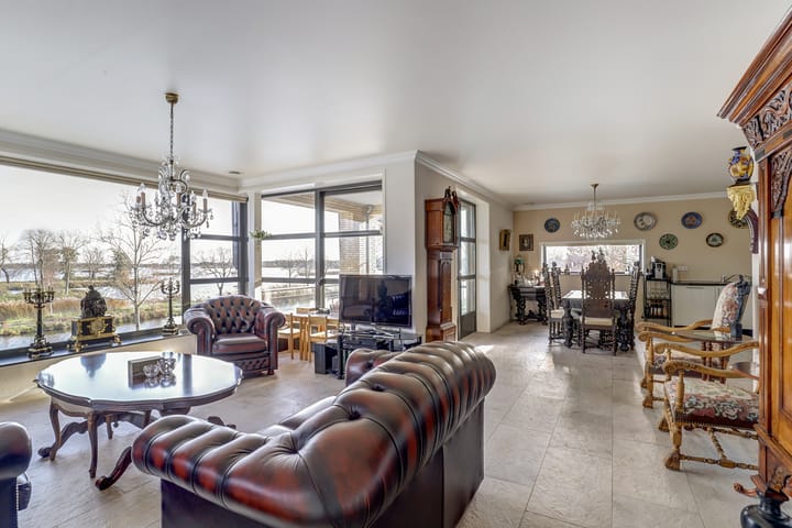 Photo 11 of Bodegraafsestraatweg 145-A