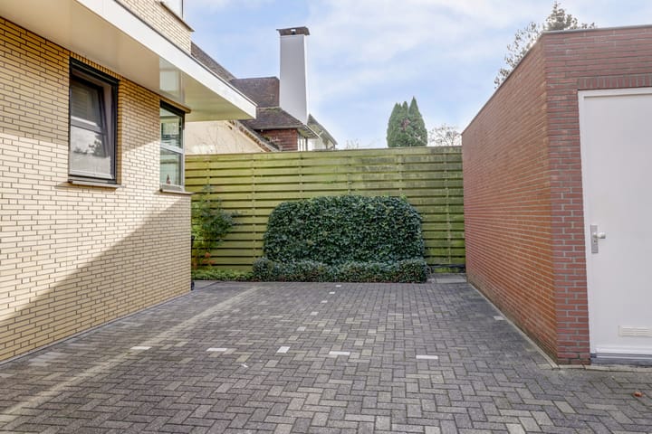 Photo 33 of Bodegraafsestraatweg 145-A