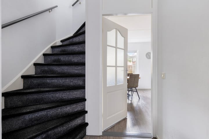 Photo 7 of Schoener 26