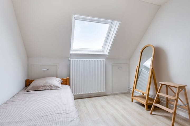 Photo 34 of Schoener 26