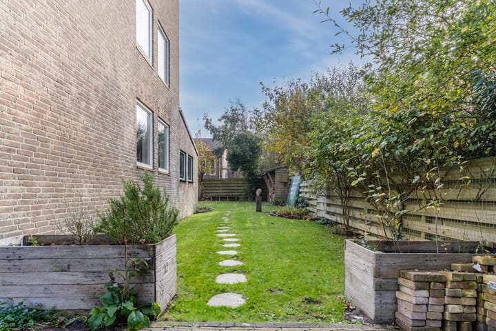 Photo 41 of Ir. de Vassystraat 4