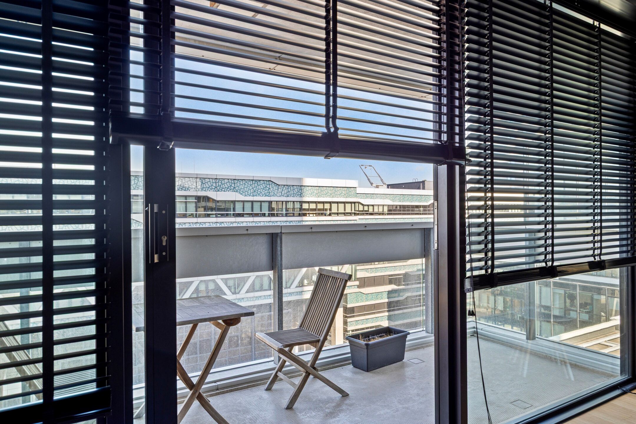 Foto 12 van Anna van Buerenplein 106