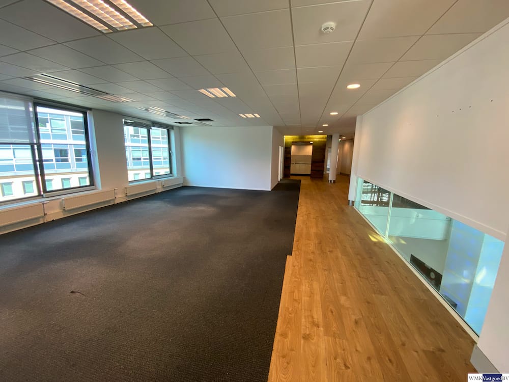 Bekijk foto 4 van Leeghwaterplein 45