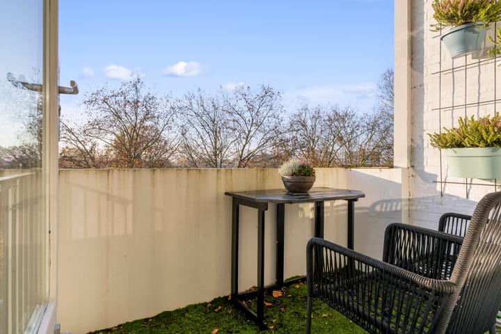 Photo 8 of Jan van Delftstraat 67