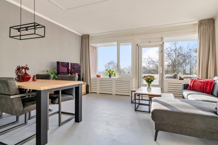 Photo 1 of Jan van Delftstraat 67