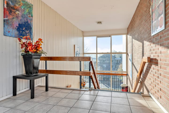 Photo 30 of Jan van Delftstraat 67