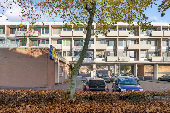 Photo 34 of Jan van Delftstraat 67