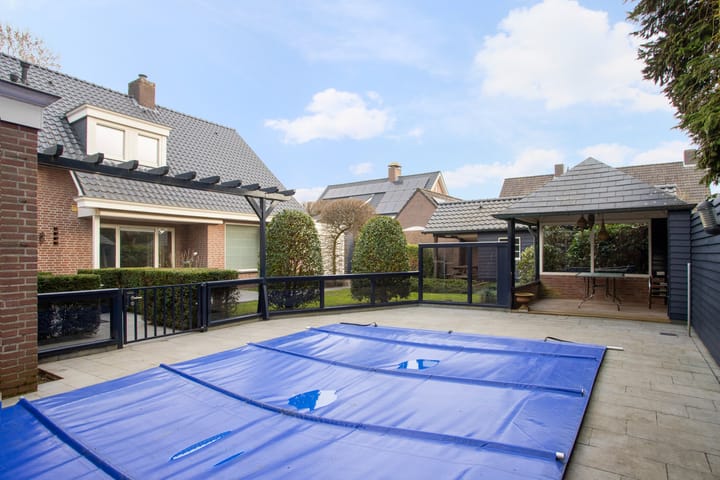 Foto 2 van den Herd 6