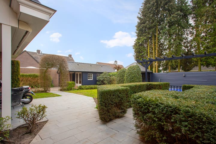 Foto 3 van den Herd 6