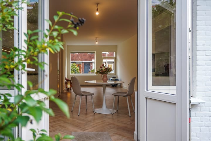 Foto 4 van Van den Berghstraat 65