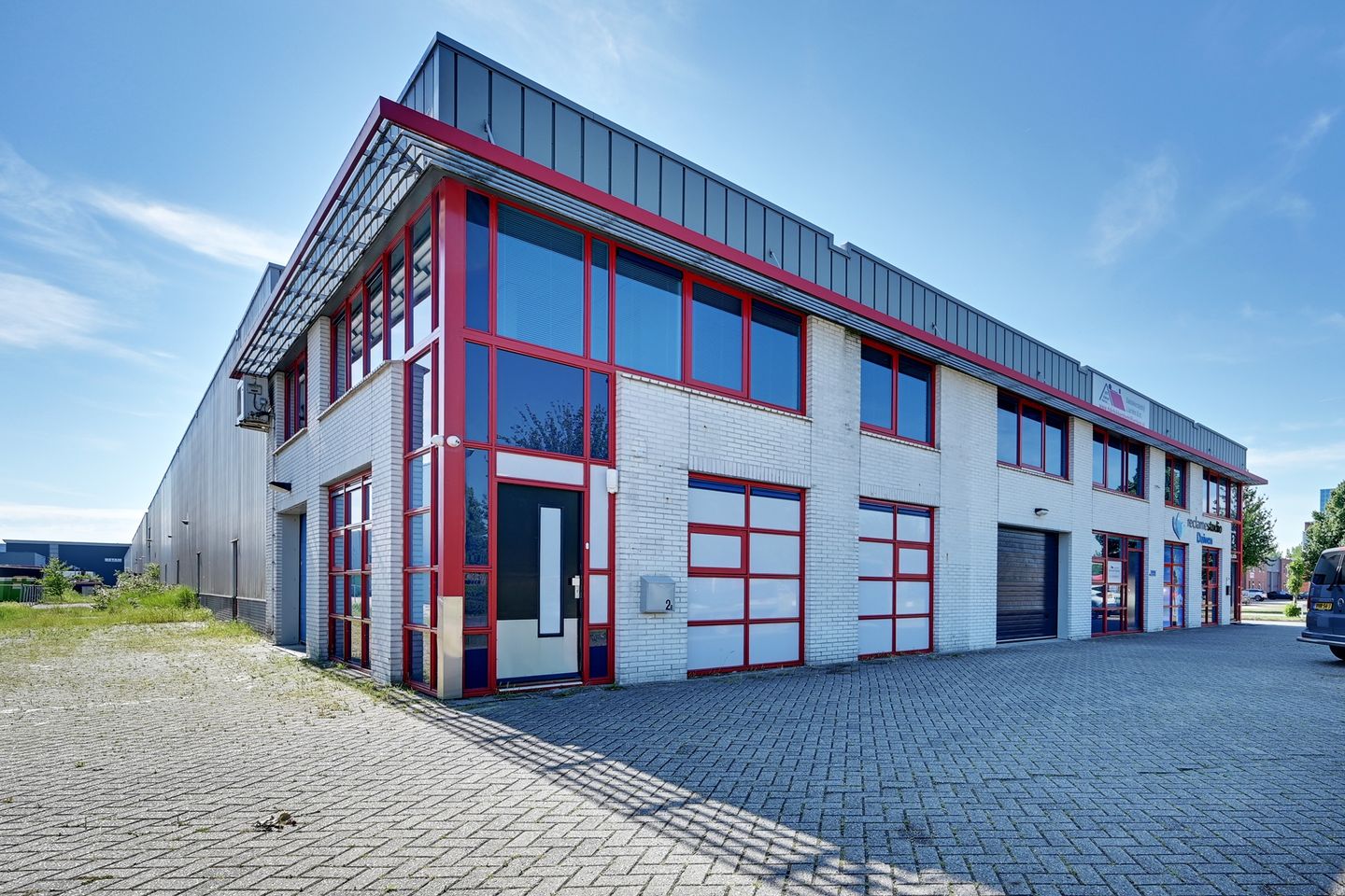 View photo 2 of Innovatie 2-B