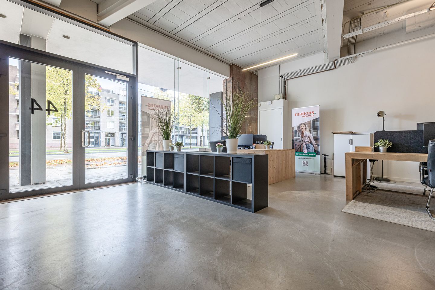 View photo 2 of Stratumsedijk 44