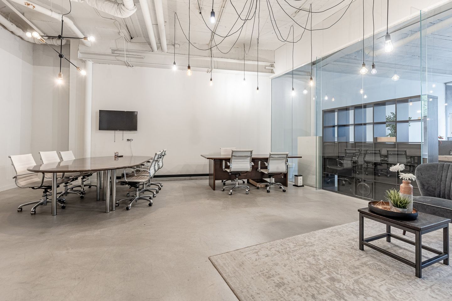 View photo 5 of Stratumsedijk 44