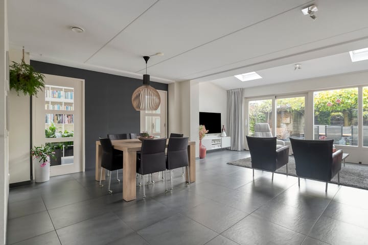 Photo 3 of Pauwoog 54