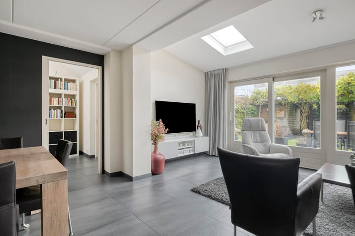 Photo 5 of Pauwoog 54